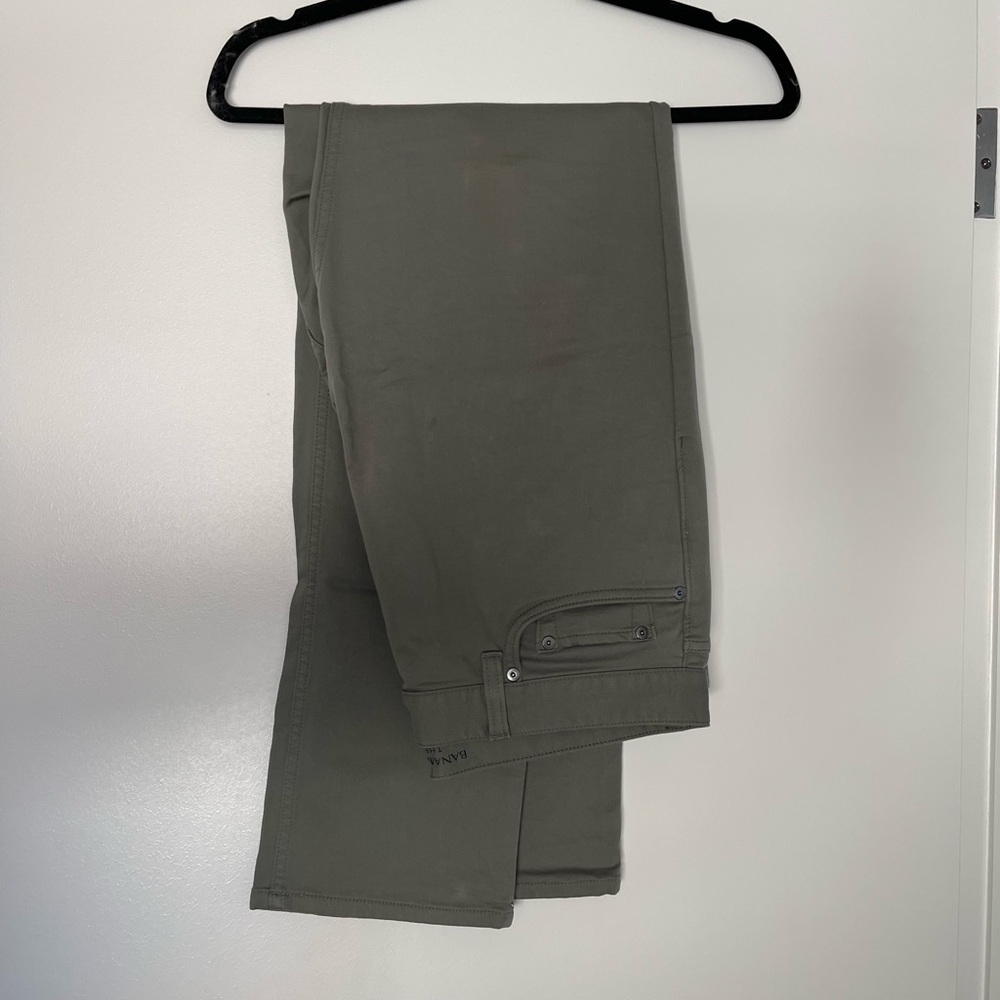 Men’s chinos